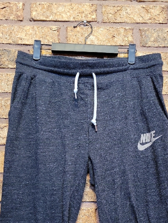 Nike Charcoal Gray Jogger Capri Sweatpants Size Medium - Picture 3 of 10